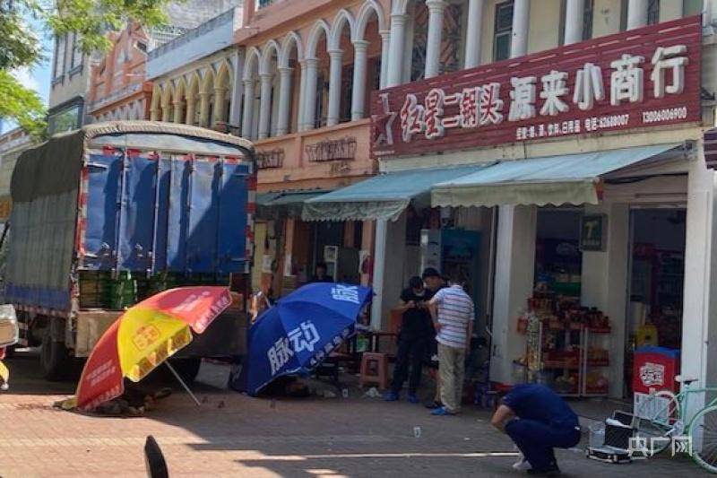 海南瓊海一商行發生疑似物品爆炸 致2死3傷